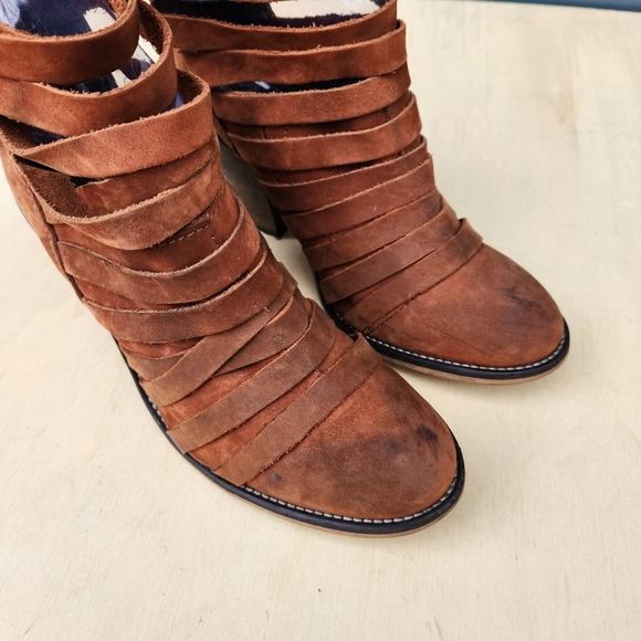 Free People Hybrid Strappy Cognac Leather Heeled Ankle Boot -Size EU 38 / US 7.5 - Picture 6 of 11